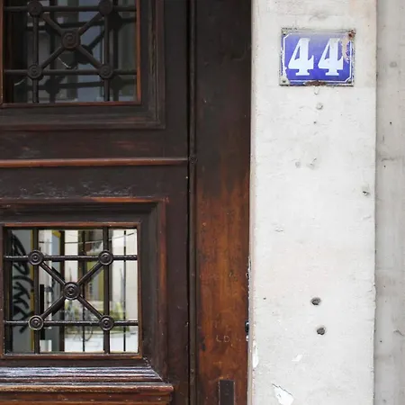 Bright Triplex Near The Bastille District Paris