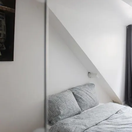 Lägenhet Bright Triplex Near The Bastille District Paris