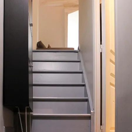 Bright Triplex Near The Bastille District *
